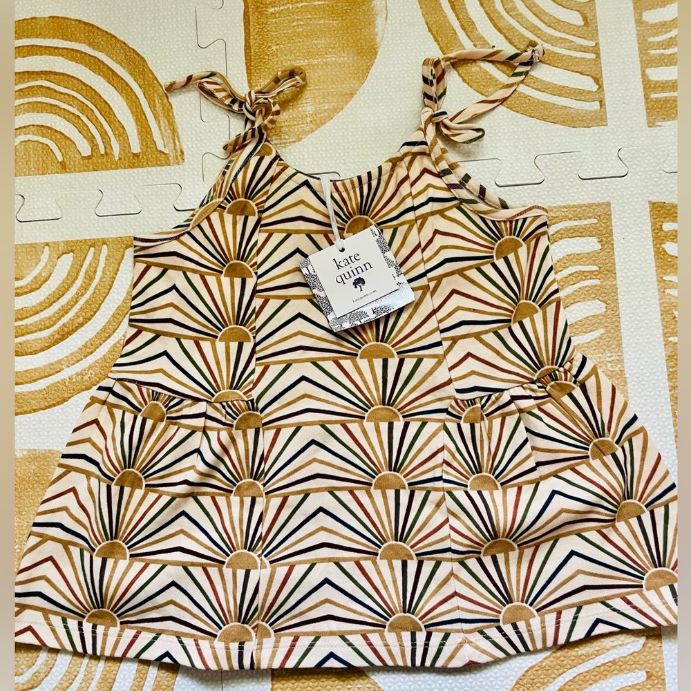 Kate Quinn tank size 5